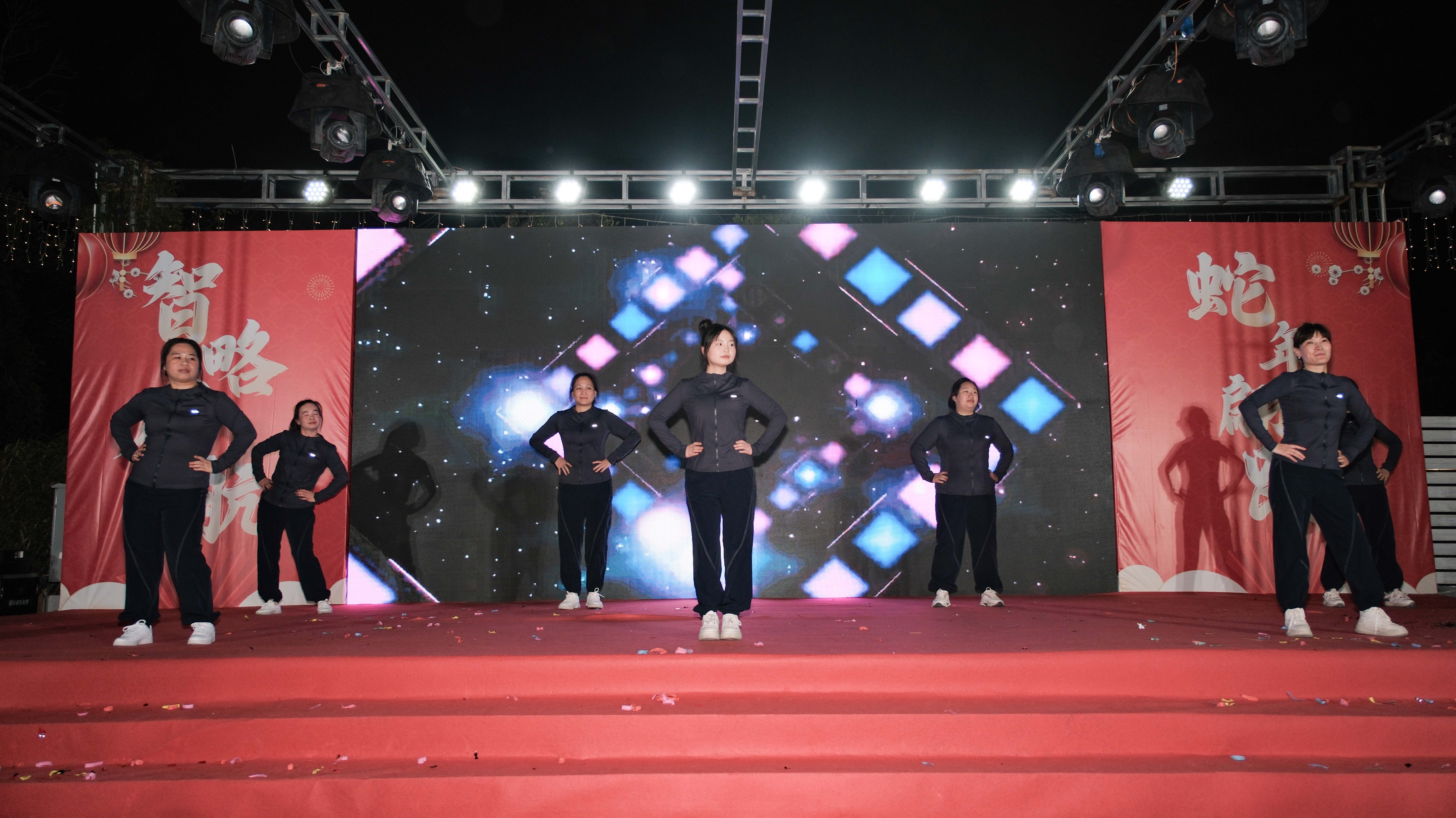 久信達(dá)科技2024年年會(huì)圓滿落幕：感恩同行，共創(chuàng)環(huán)保新未來(lái)，乘風(fēng)破浪，夢(mèng)想起航(圖10)
